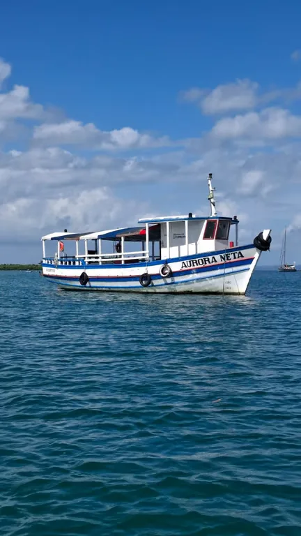 Aurora — embarcação para eventos na Baía de Todos os Santos